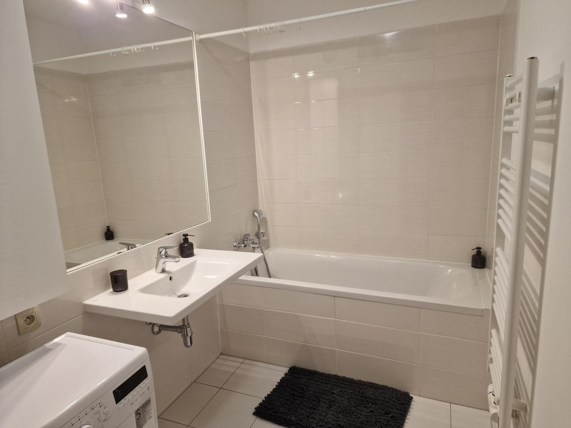 Stylish Panorama City Family Suite براتسيلافا المظهر الخارجي الصورة